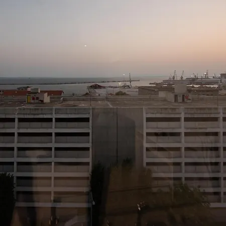Sea & City Luxury Suite Thessaloniki Exterior photo